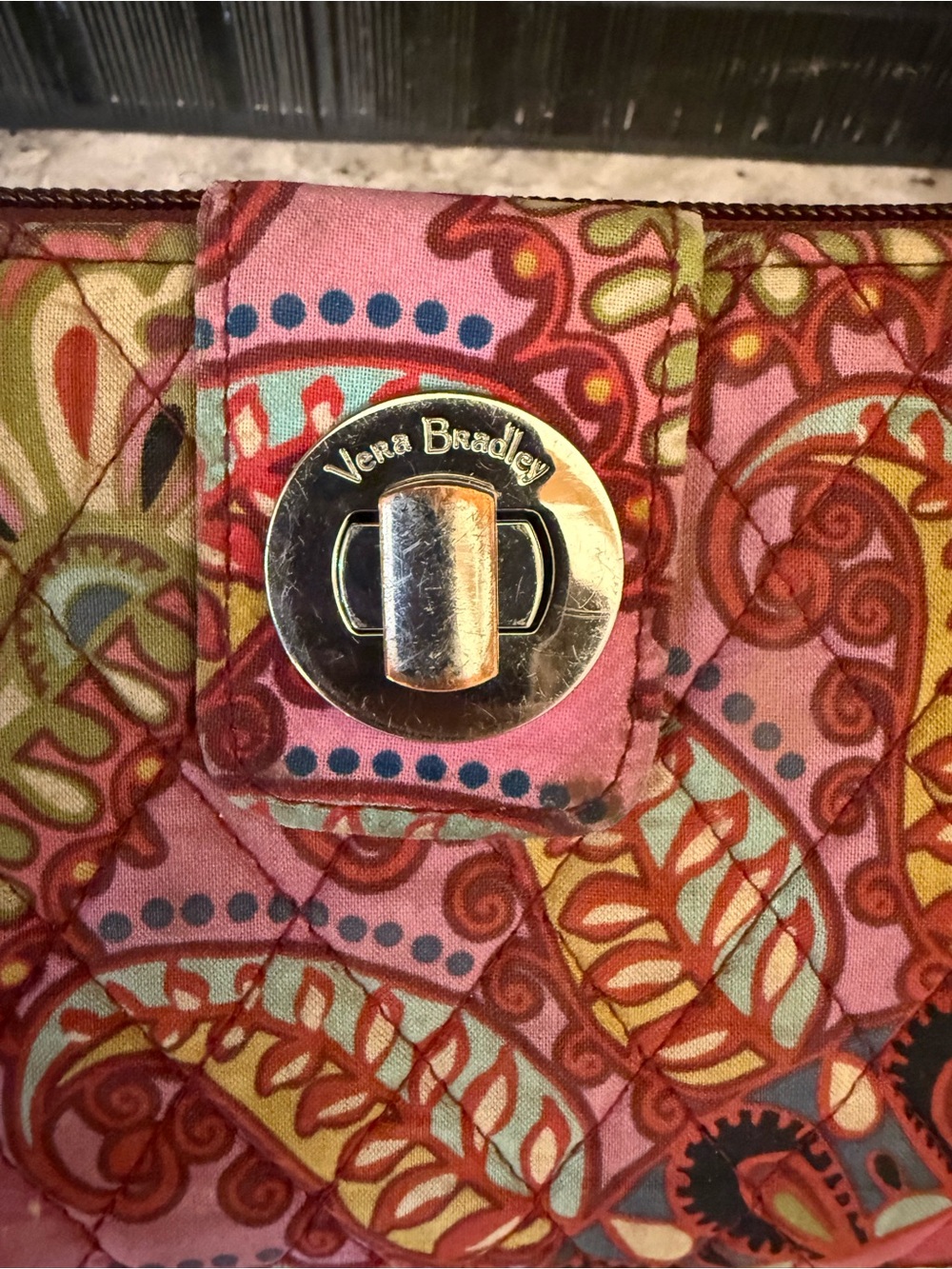 Vera Bradley Turnlock Wallet - Resort Medallion - Picture 8 of 8